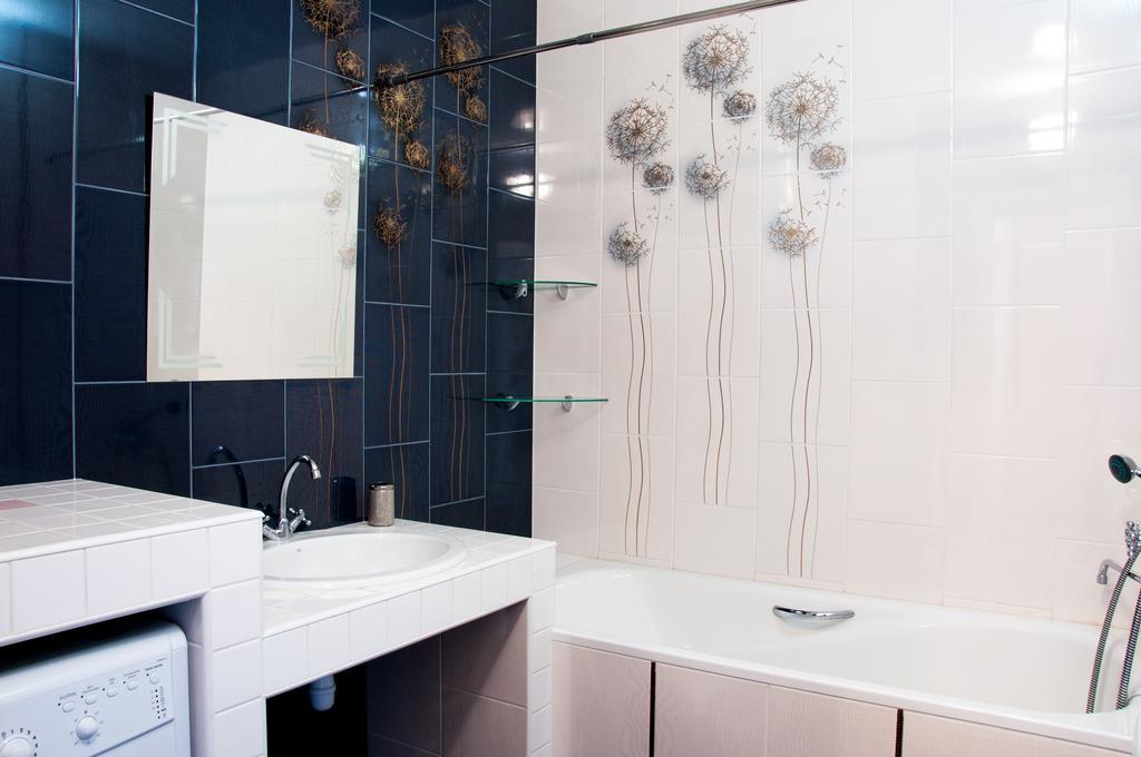Apartment On Bogatyrskaya 6A Κίεβο Εξωτερικό φωτογραφία